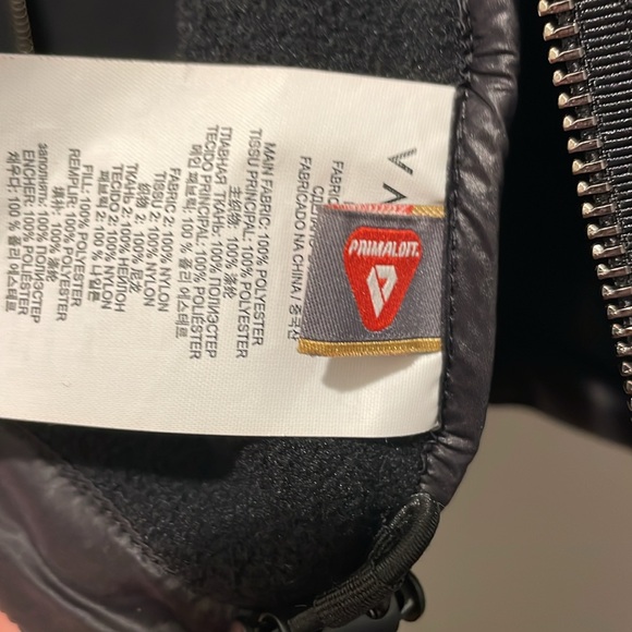 Varley Black Quilted Jacket (M) - Picture 8 of 12